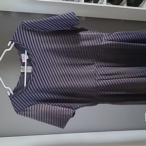 LuLaRoe 2XL blue and gray striped Amelia dress with pockets